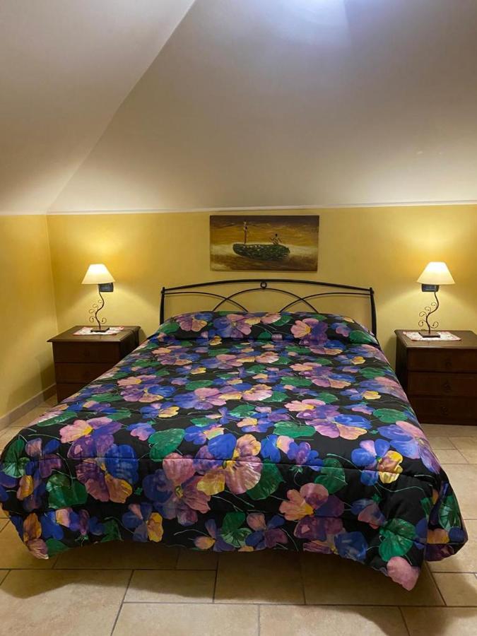 L'Albicocco Apartment Dolceacqua Bagian luar foto